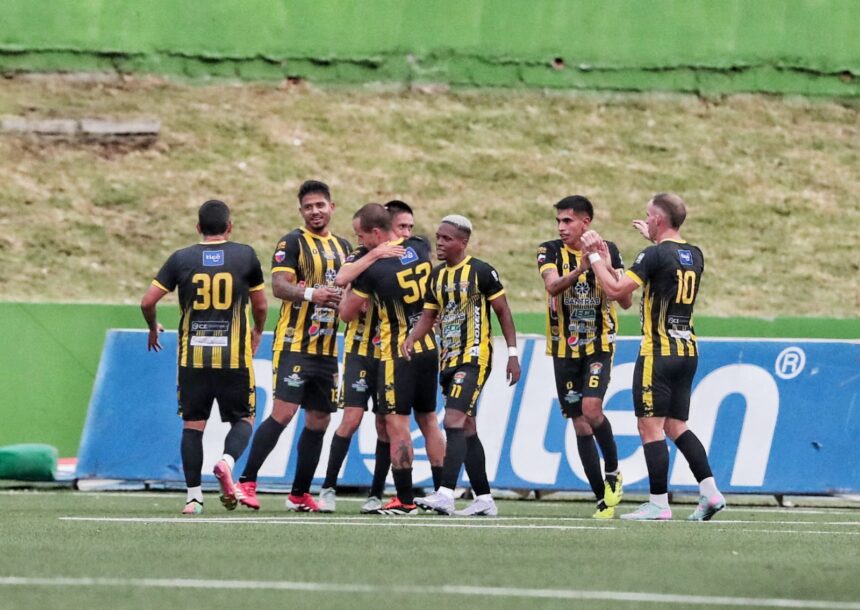 Aurora defeat 2-0 to communications in the return of the capital derby after 20 years