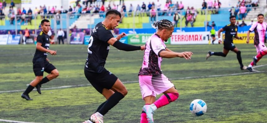 Mixco expires Guastatoya with double Nicolás Martínez and is still a leader in the tournament