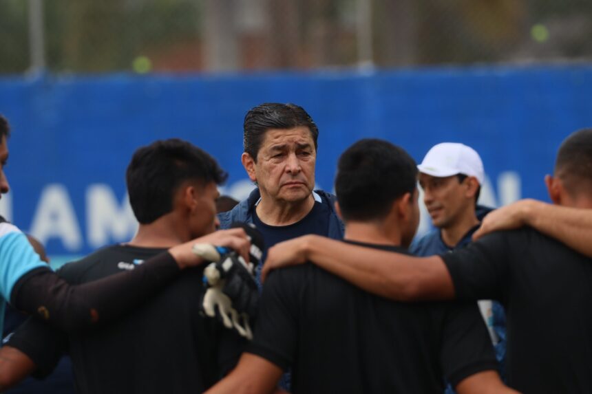 Tena adjusts call and will have 24 players for the tie