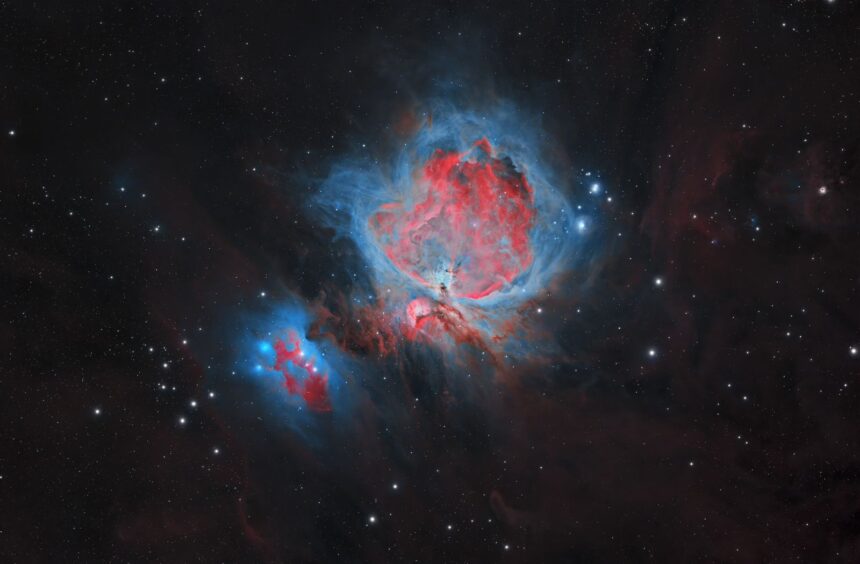 date, place and details of the exhibition of photographs of the Guatemalan night sky
