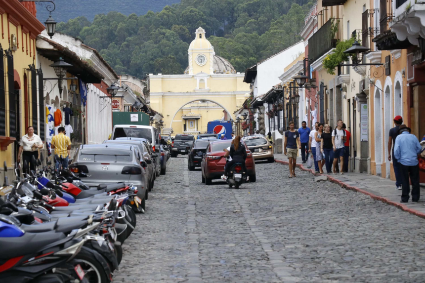 What does the parking service with road assistance and surveillance include?
