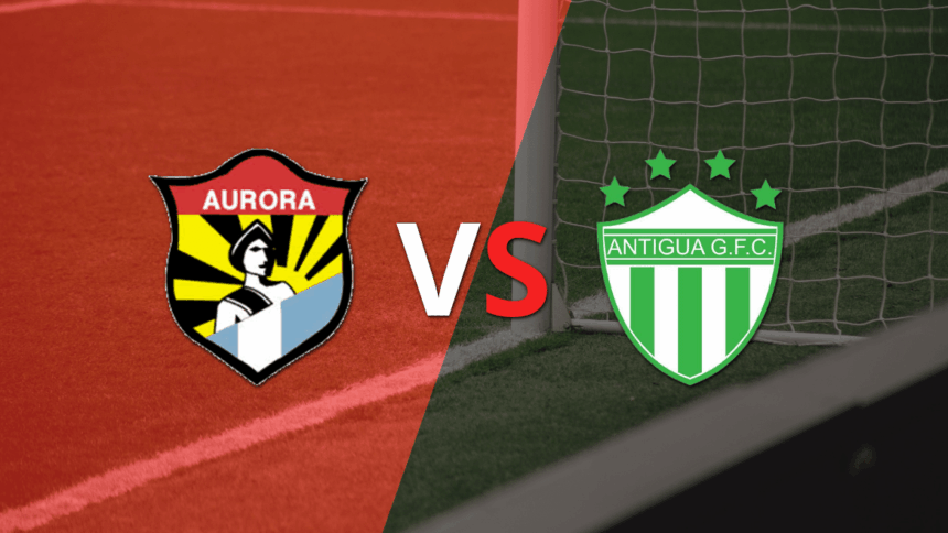Aurora FC and Antigua GFC are already playing on date 18 of the Clausura