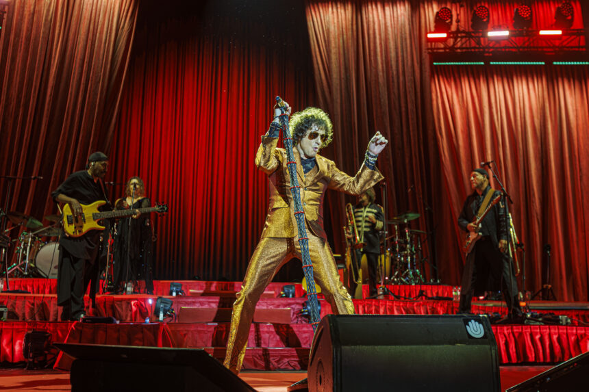 Bunbury shares his excitement for the album release