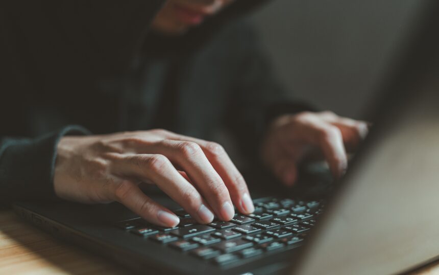 Computer attack affects the National Health Laboratory and activates security protocols