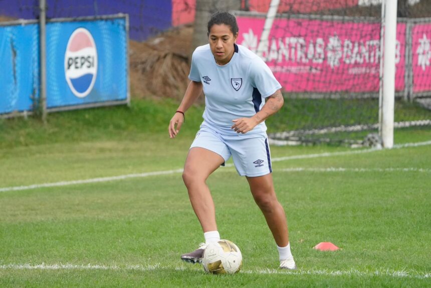 “Costa Rica is a direct rival; we are going to look for the result,” says Aisha Solórzano