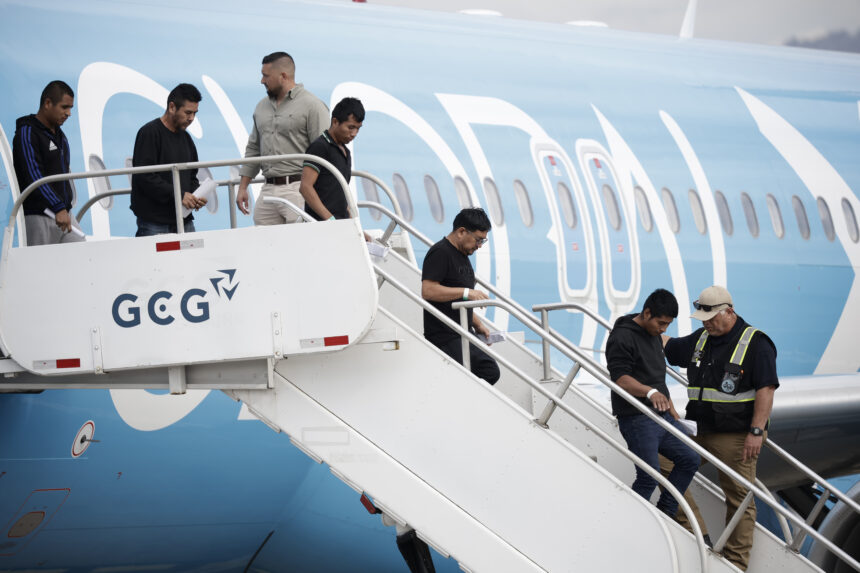 Costa Rica receives first flight with 25 migrants deported from the US after new immigration agreement
