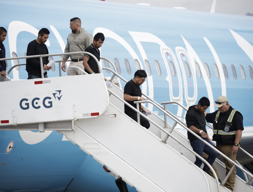 Costa Rica receives first flight with 25 migrants deported from the US after new immigration agreement