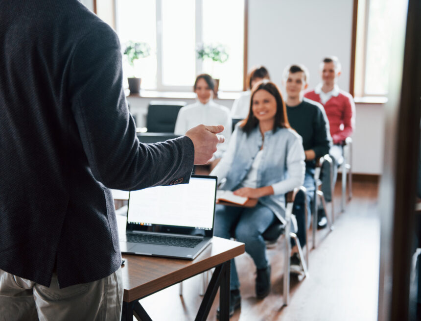 “For Our Future” Scholarships reach only 414 beneficiaries and execute 19% of the fund in the first year