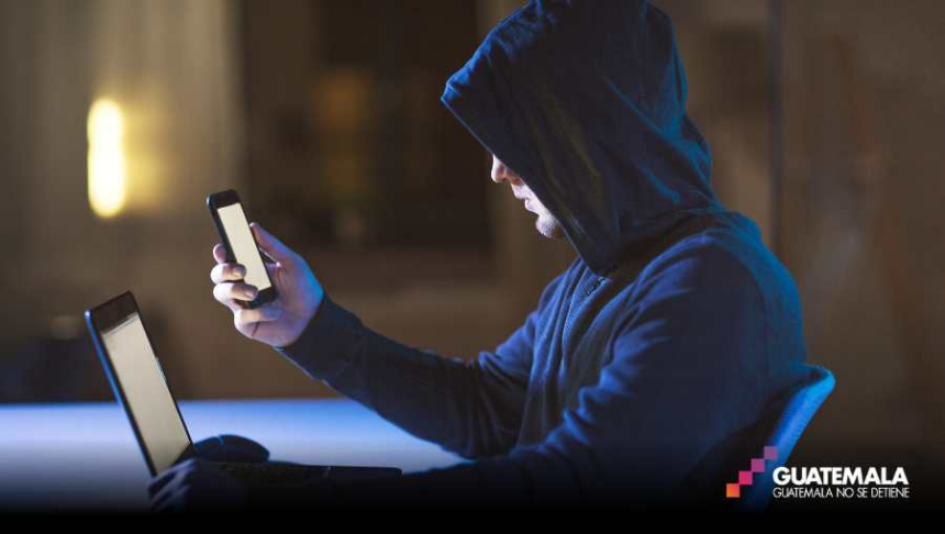 Guatemalans on alert for digital scams and data theft through WhatsApp and Facebook