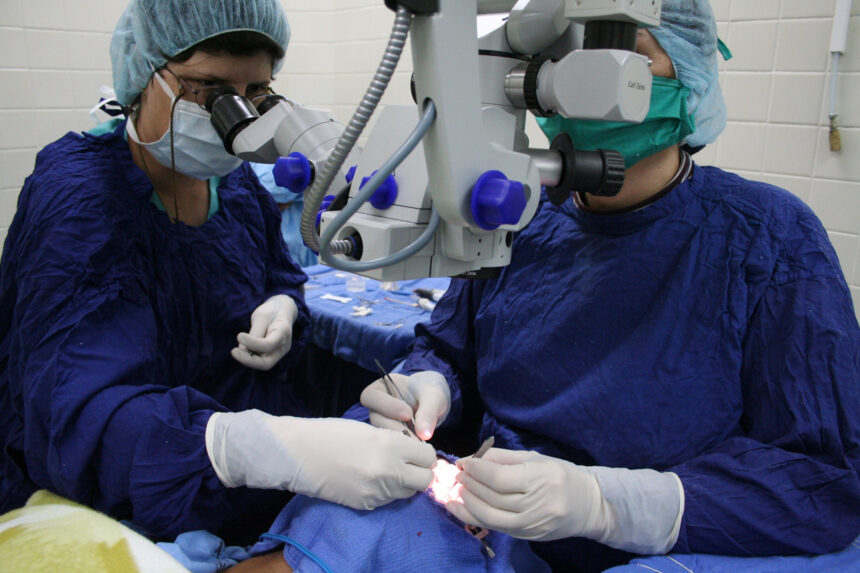 Health services begin processes to replace Cuban doctors