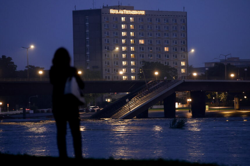 Is there any connection? What is known about the death and disappearance of 10 scientists investigated by the US?