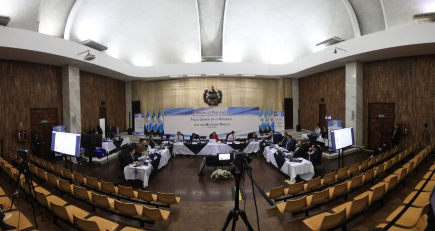 Legal actions target Bernardo Arévalo in the process of electing attorney general