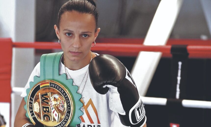 María Micheo seeks to get closer to the world title against Nat Dove on Jake Paul’s undercard
