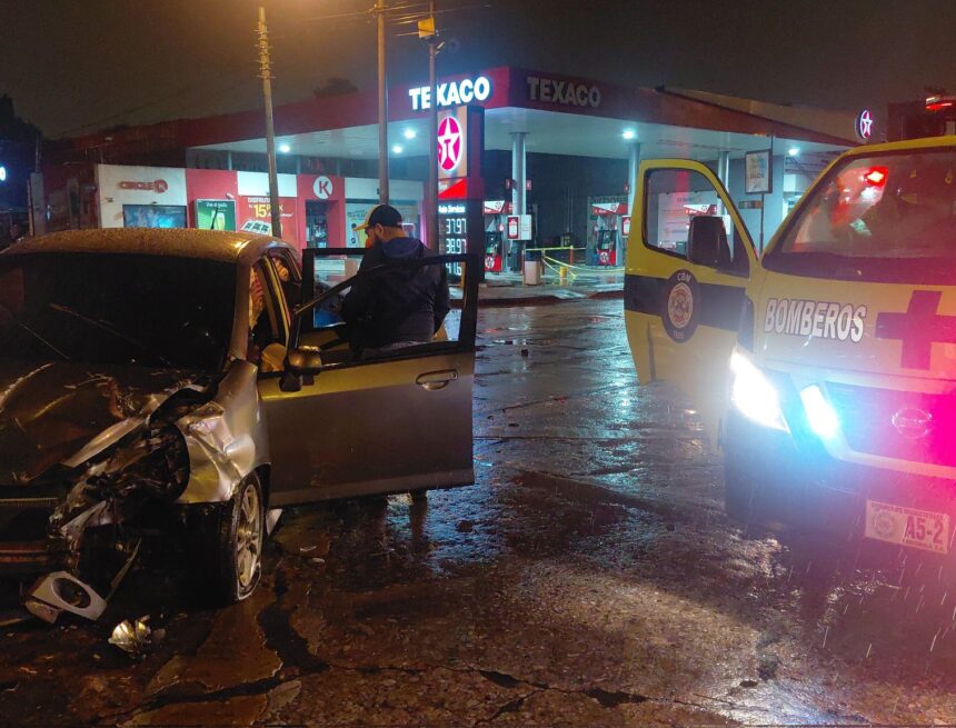 Motorist dies and other accidents are recorded after rains in the last few hours