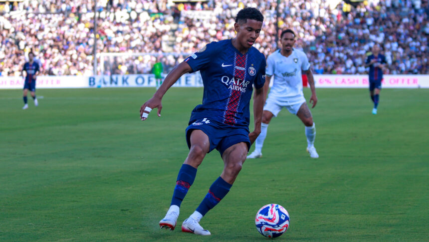PSG beats Bayern Munich in the first leg