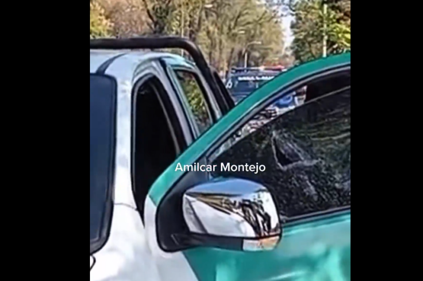 Pilot escapes unharmed in armed attack on Liberación Boulevard; PMT reports road closures