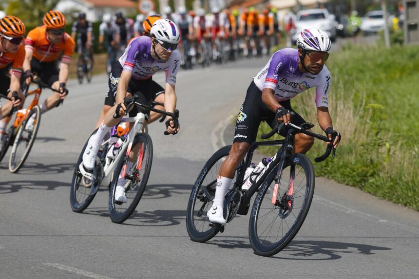 Sergio Chumil stands out as the best Latin American in the third stage of O Gran Camiño 2026