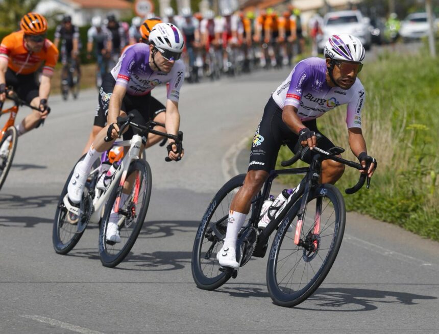 Sergio Chumil stands out as the best Latin American in the third stage of O Gran Camiño 2026