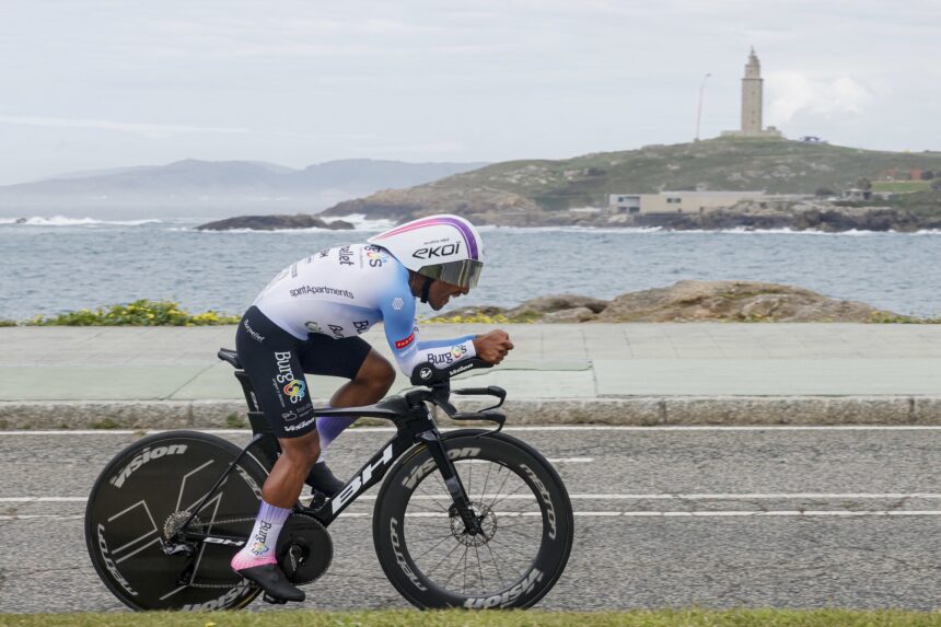 Sergio Chumil stands out in the second stage of O Gran Camiño 2026 and improves his general position