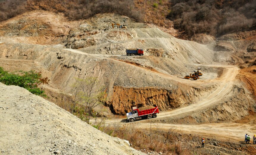 The 4 sections that advanced and those that have pending studies and tenders