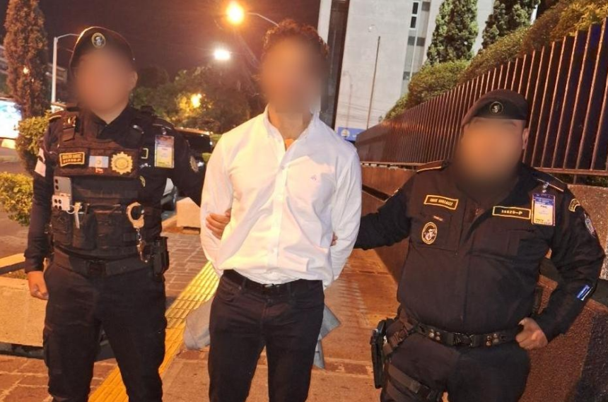 They capture an extraditable requested by Honduras for alleged tax fraud