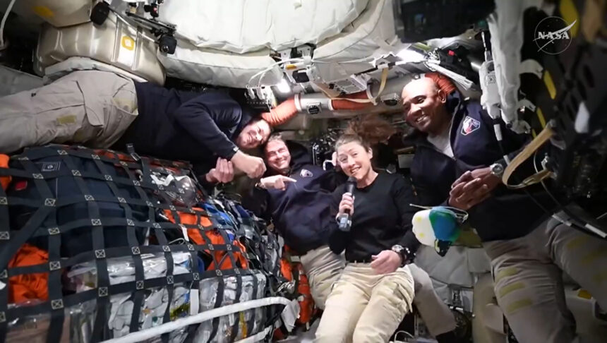 This is how the Artemis II astronauts sleep inside the Orion capsule
