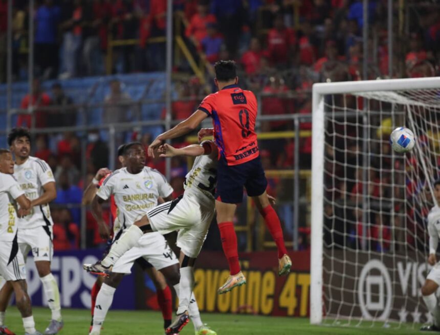 This was José Carlos Martínez’s goal that gave Municipal the victory over Comunicaciones
