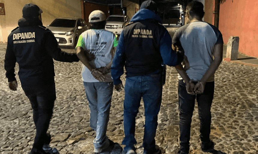 Uncle and nephew are arrested for alleged scams that amount to up to Q75 thousand in parcels