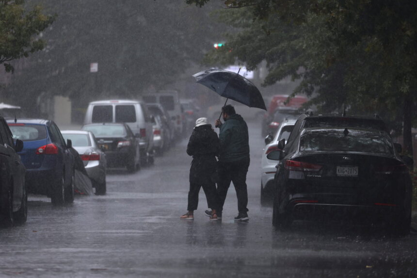 Two eastern waves will increase rains and the risk of emergencies in Guatemala