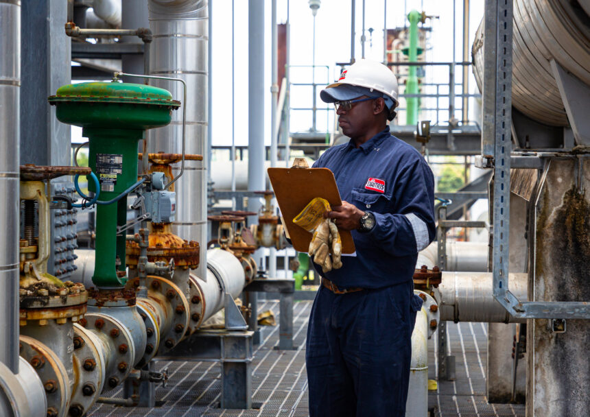 WTI oil approaches US0 amid crisis in Hormuz and departure of the United Arab Emirates from OPEC