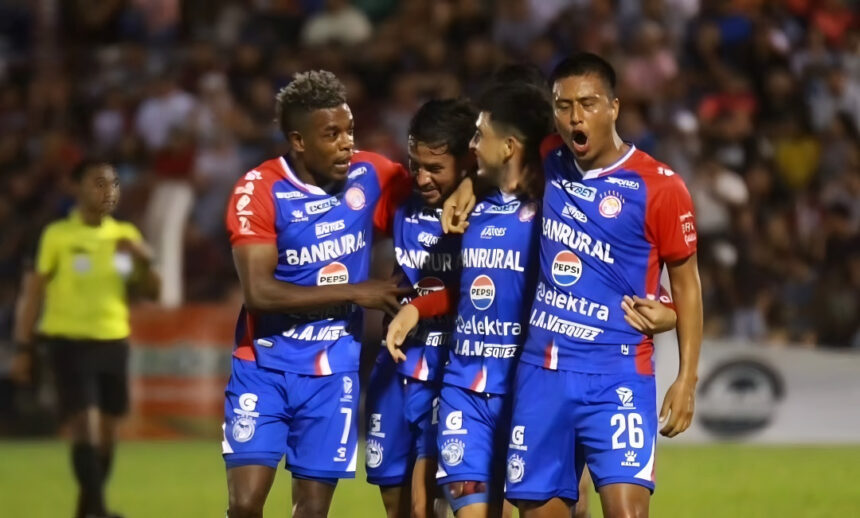 Xelajú comes back 3-2 against Mictlán and leaves it on the brink of relegation in the Clausura 2026