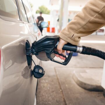 gas stations must publish established reference price