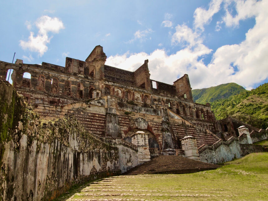 moments before the human avalanche at the Laferrière Citadel in Haiti, which left at least 25 dead
