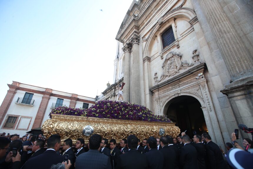 processions in Antigua Guatemala and Guatemala City this April 5 processions in Antigua Guatemala and Guatemala City this April 5