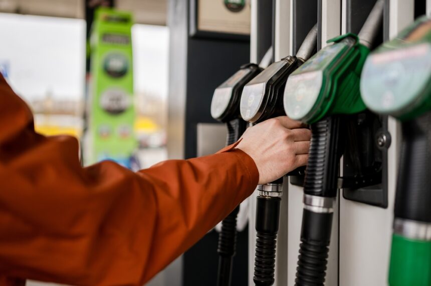 regulations, amounts and how the discount per gallon will be applied