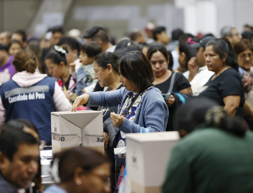 who won the votes and how many Peruvians cast their vote