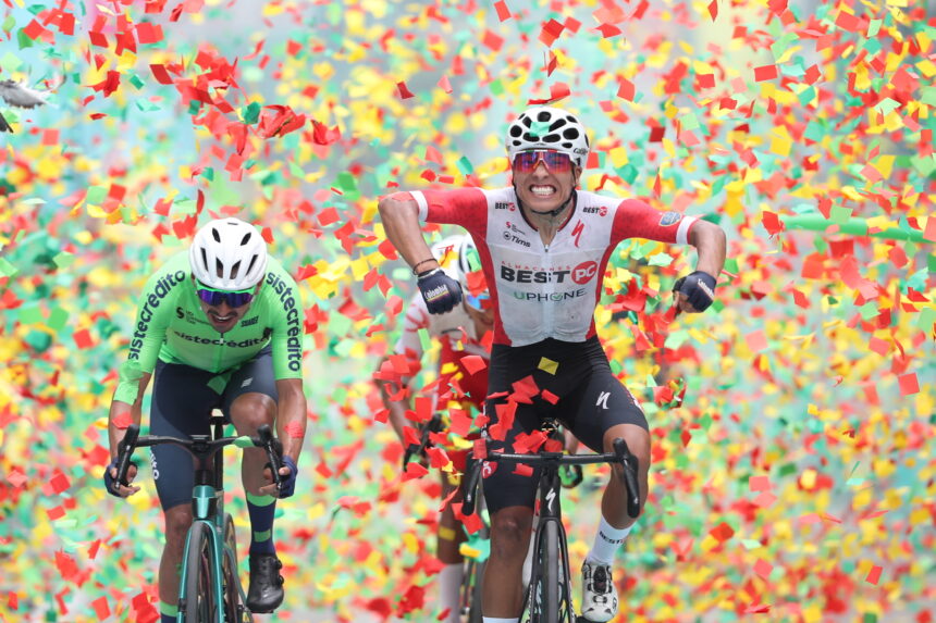 César Guavita is crowned champion of the Vuelta Bantrab 2026 and José Urián wins the final stage