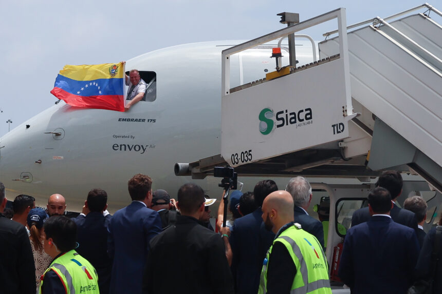 Commercial flights between the US and Venezuela return after seven years: how much do tickets cost