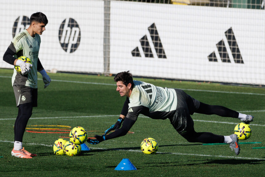 Courtois returns to training with Real Madrid after injury and aims for the classic against Barcelona