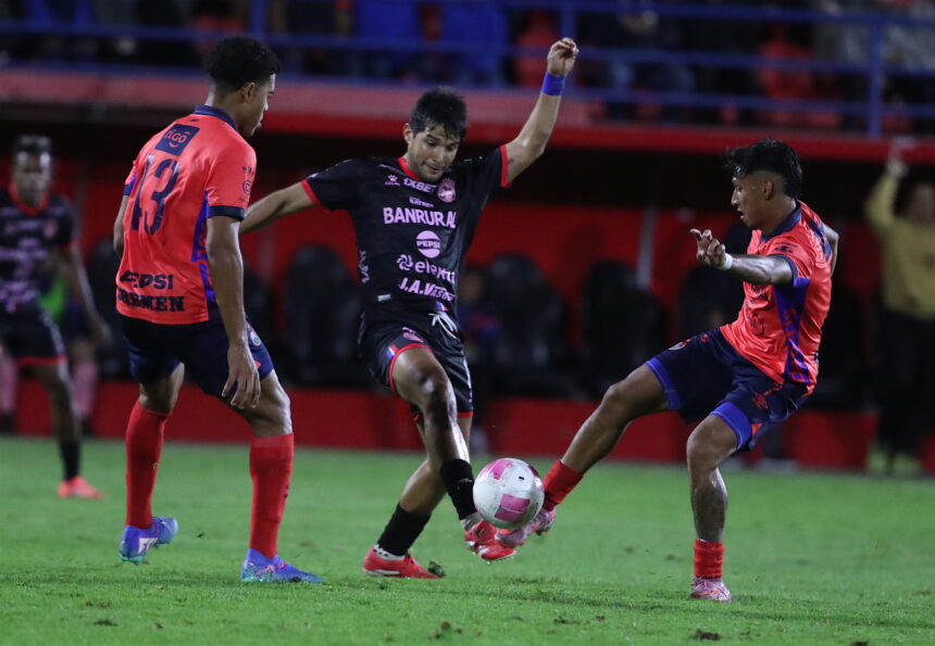 Duel for pride; the balance of the last 10 games between Municipal and Xelajú