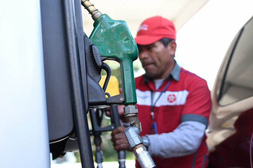 Gas stations apply general subsidy; Transporters warn of rising oil prices