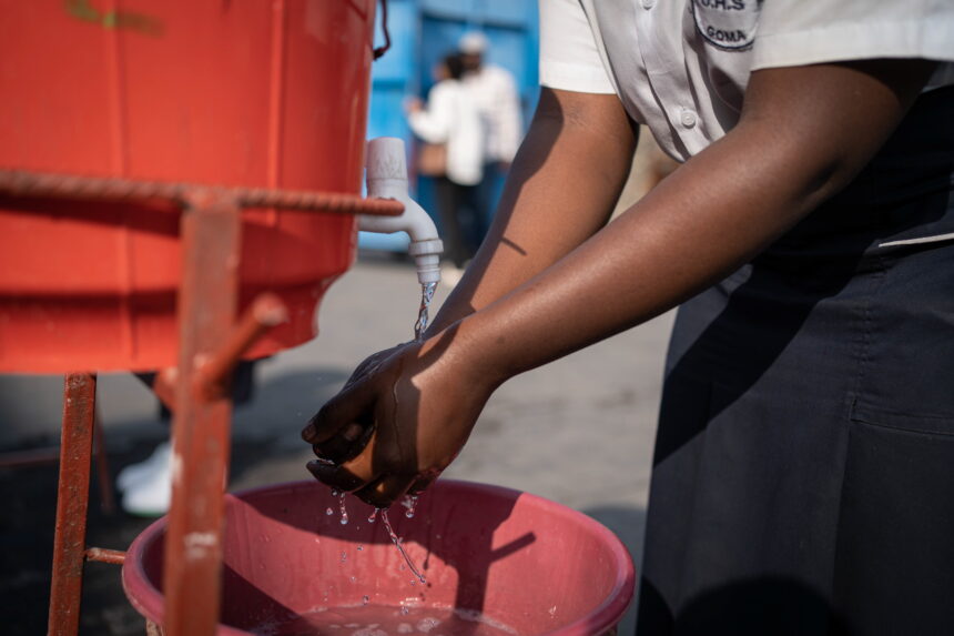 How worrying is the new Ebola outbreak in Africa?
