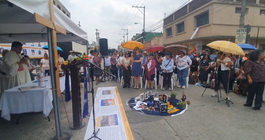 Interreligious sector holds mass in front of the MP in the midst of the replacement of attorney general