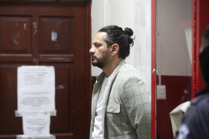 Julio Girón Castañeda, linked to the kidnapping of a dentist, faces a new accusation for using a mobile device in prison