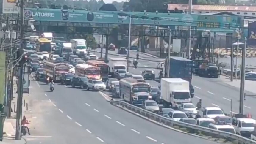 Long lines en route to the Pacific are reported during the long weekend