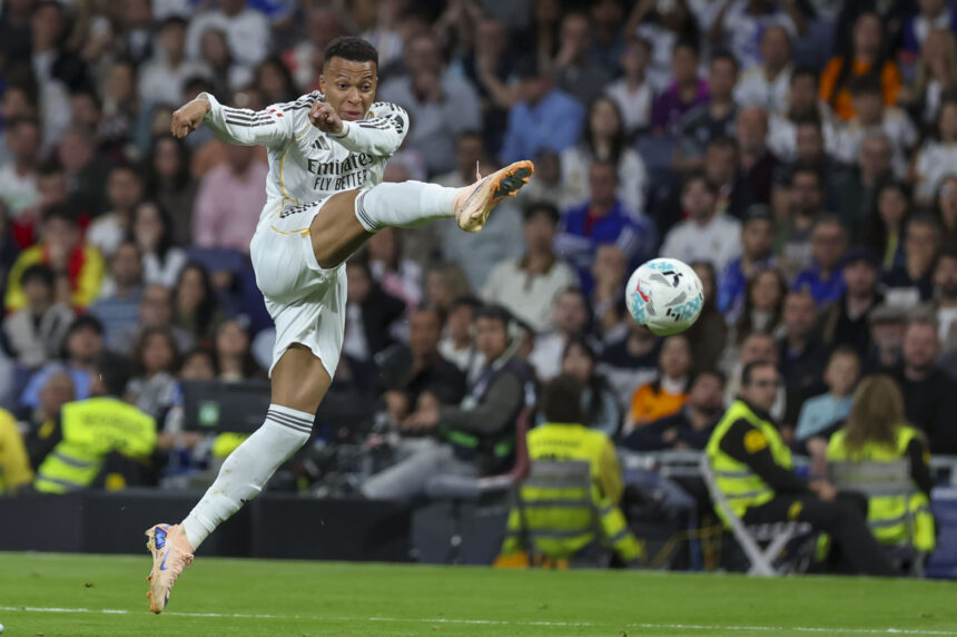 Mbappé explains why he was a substitute against Oviedo