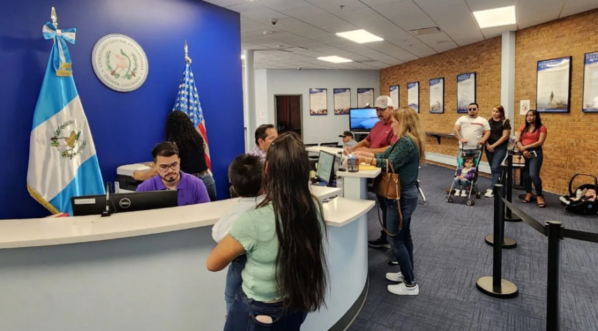 Migrants spend four months without a consular card in the US and suspension could be extended until August