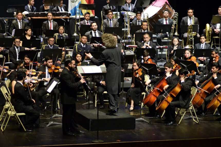 Mozart, tango and live national pieces