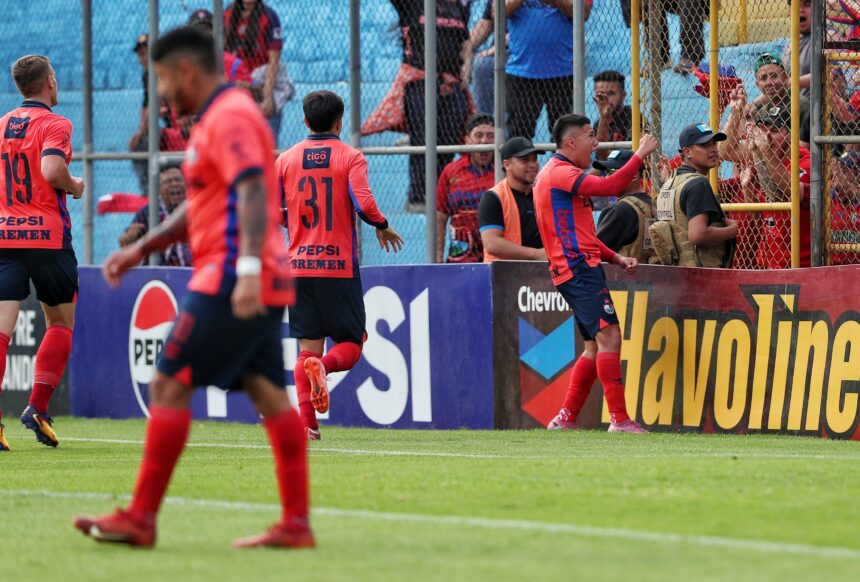 Municipal defeats Guastatoya 2-0 and qualifies for the semifinals of Clausura 2026