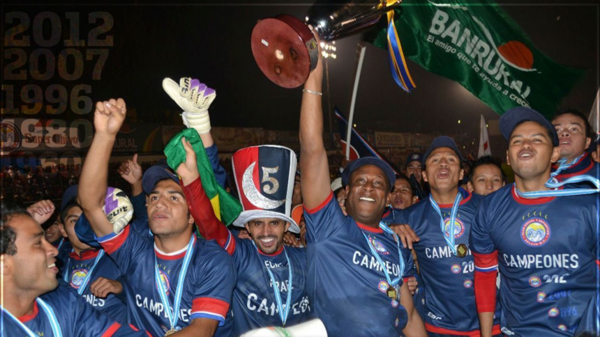 This was the last league final between Xelajú MC and Municipal